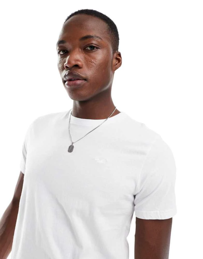 HOLLISTER Hollister icon logo t-shirt in white 1