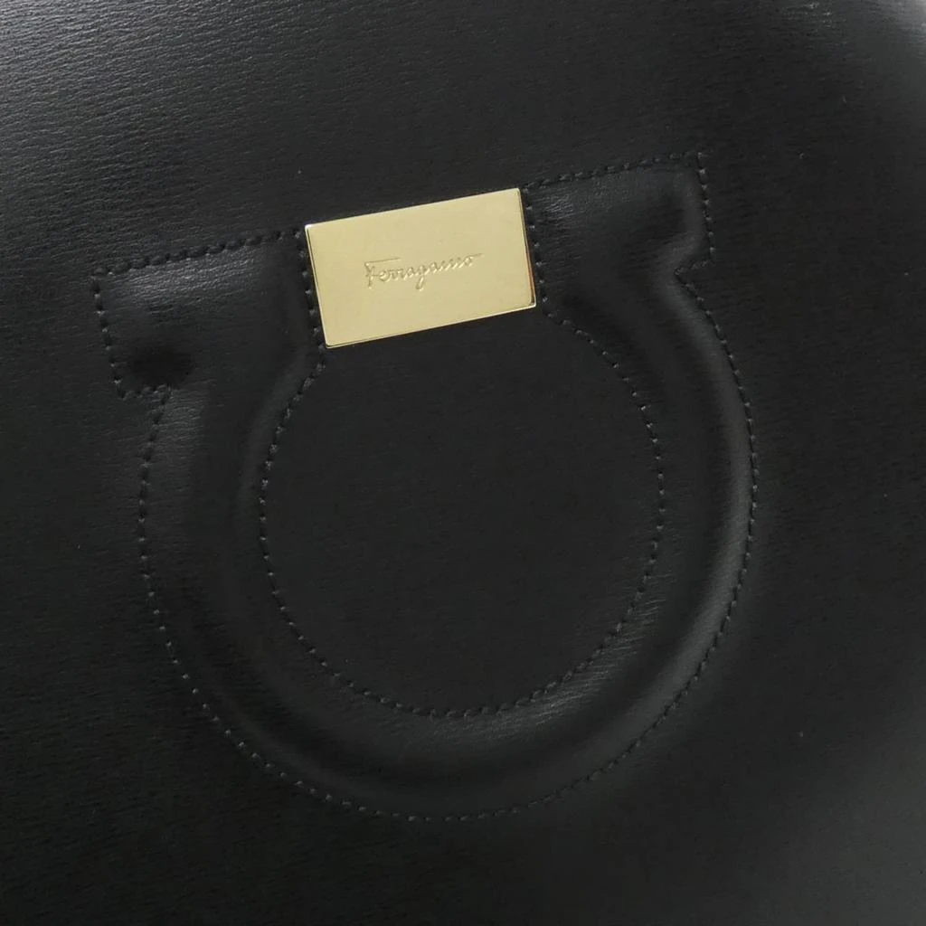 Salvatore Ferragamo Leather Backpack (Pre-Owned) 5