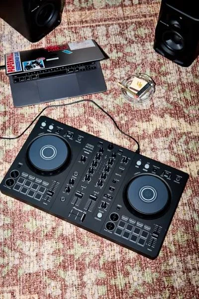 Pioneer DJ Pioneer DJ DDJ-FLX4 DJ Controller 1
