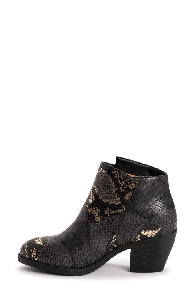 MUK LUKS Yellowstone Yardley Bootie 8