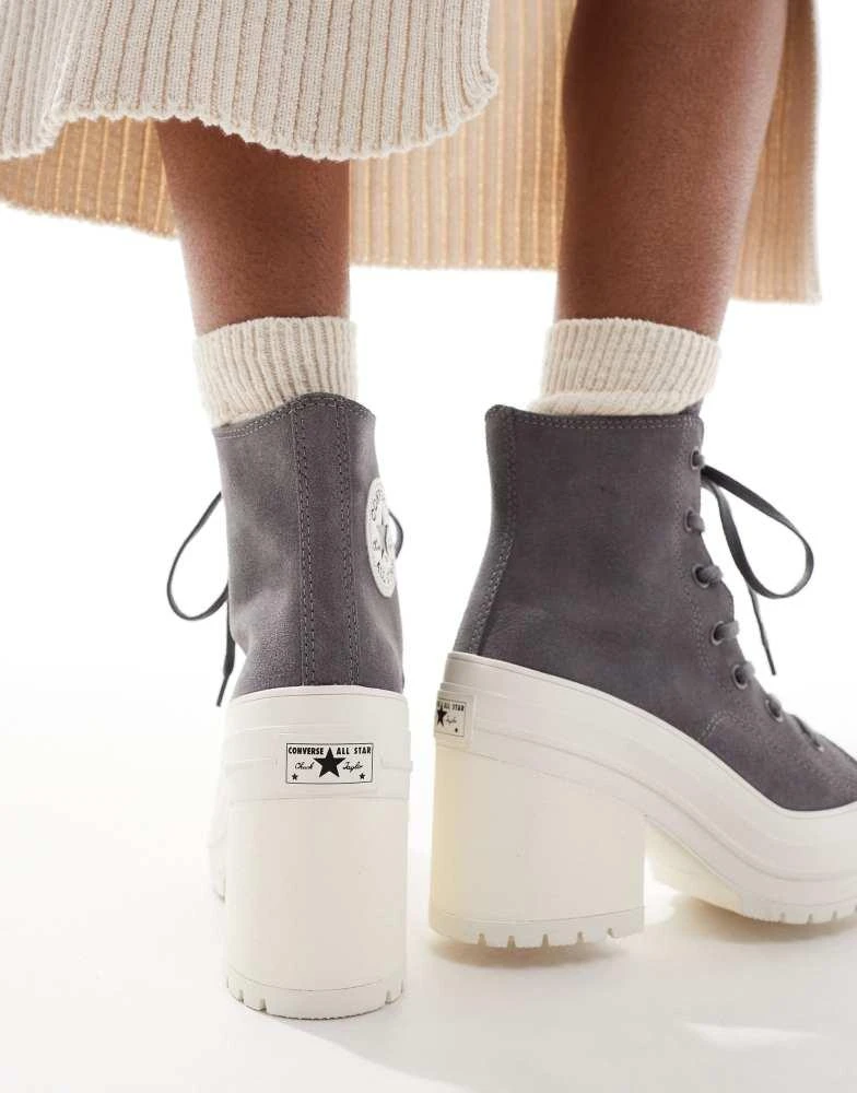 Converse Converse Chuck 70 De Luxe Hi Heel in grey 4