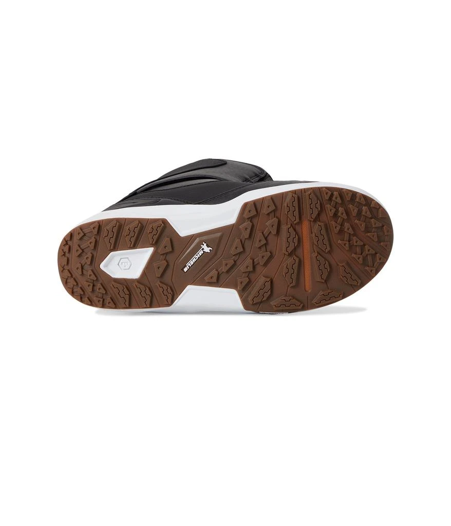 Thirty Two Tm-2 Double Boa 
24 3