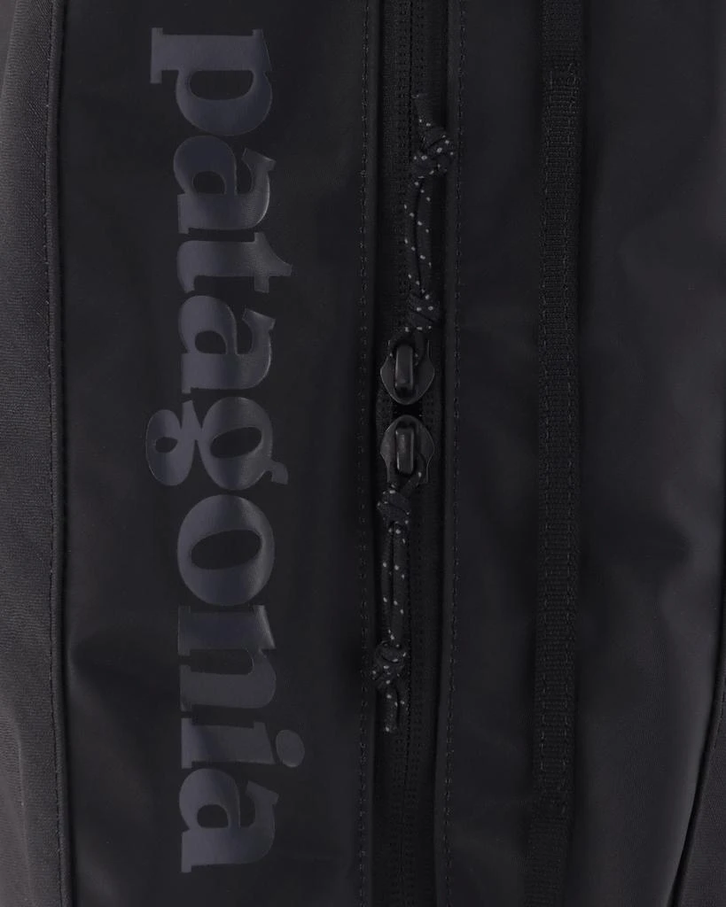 Patagonia Black Hole Cube 14L Ink Black 5