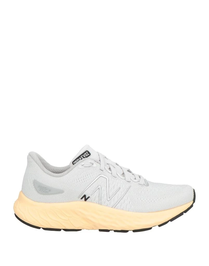 New Balance Sneakers 1