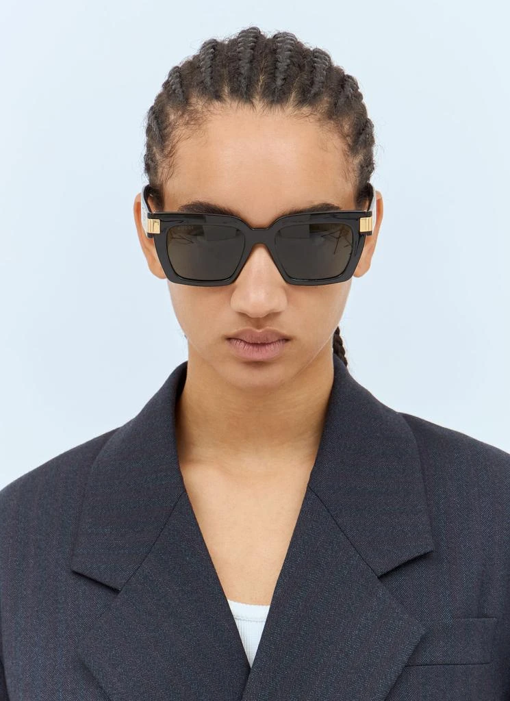Gucci Cat Eye Sunglasses 2