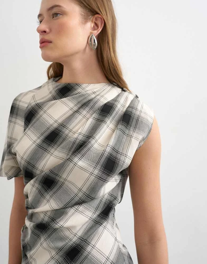 Topshop Topshop one sleeve slash neck top in check print 3