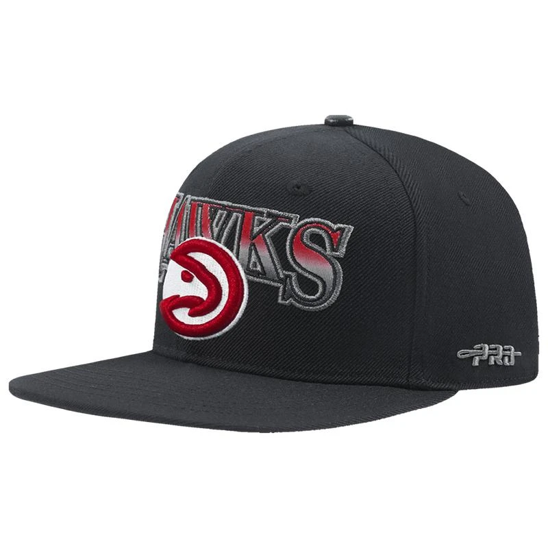 Pro Standard Pro Standard Hawks Bred Pro Six Snapback Cap - Men's 1