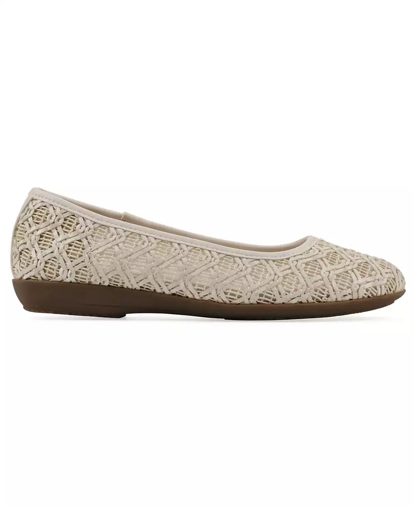 White Mountain Women's Cariann Ballet Round Toe Flats