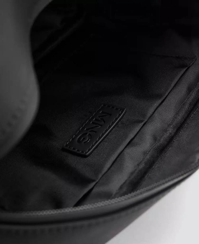 Mango Men
s Zipped Pebbled Cosmetic Bag 4