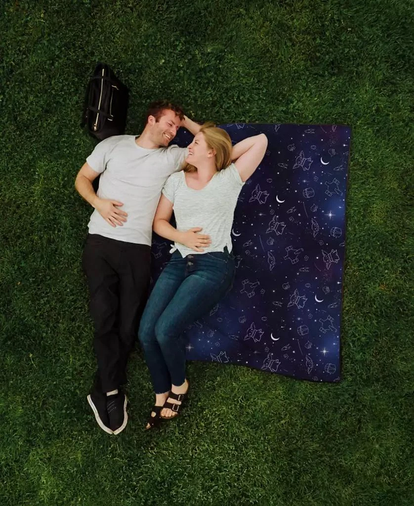 ONIVA Star Wars Mandalorian Grogu Impresa Picnic Blanket, 60" x 50" 2