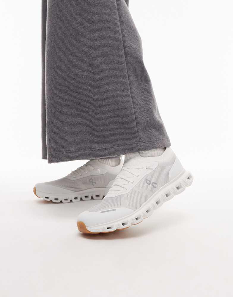 ON RUNNING ON Cloud 6 Versa all day trainers in white - Free