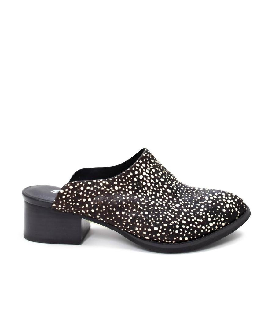 Sbicca Women's Damsel Hide Mules