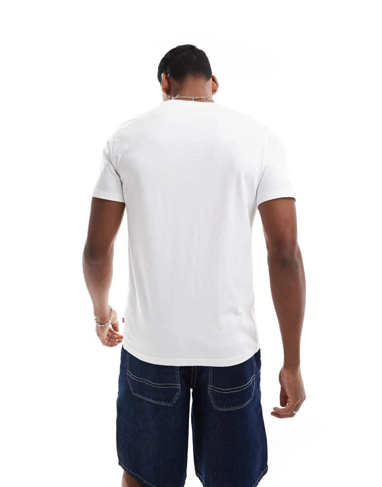 Levi's Levi's batwing logo London print t-shirt in white 2