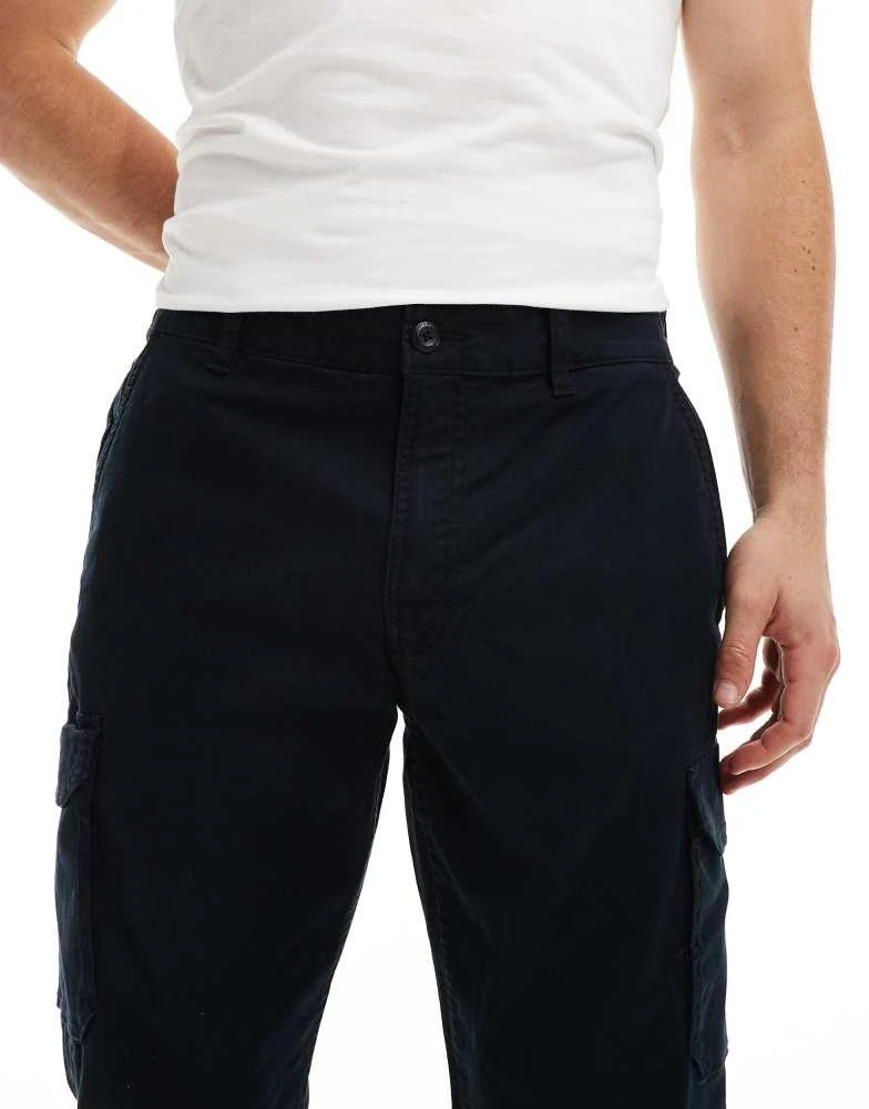 Columbia Columbia Pacific Ridge cargo trousers in black 5