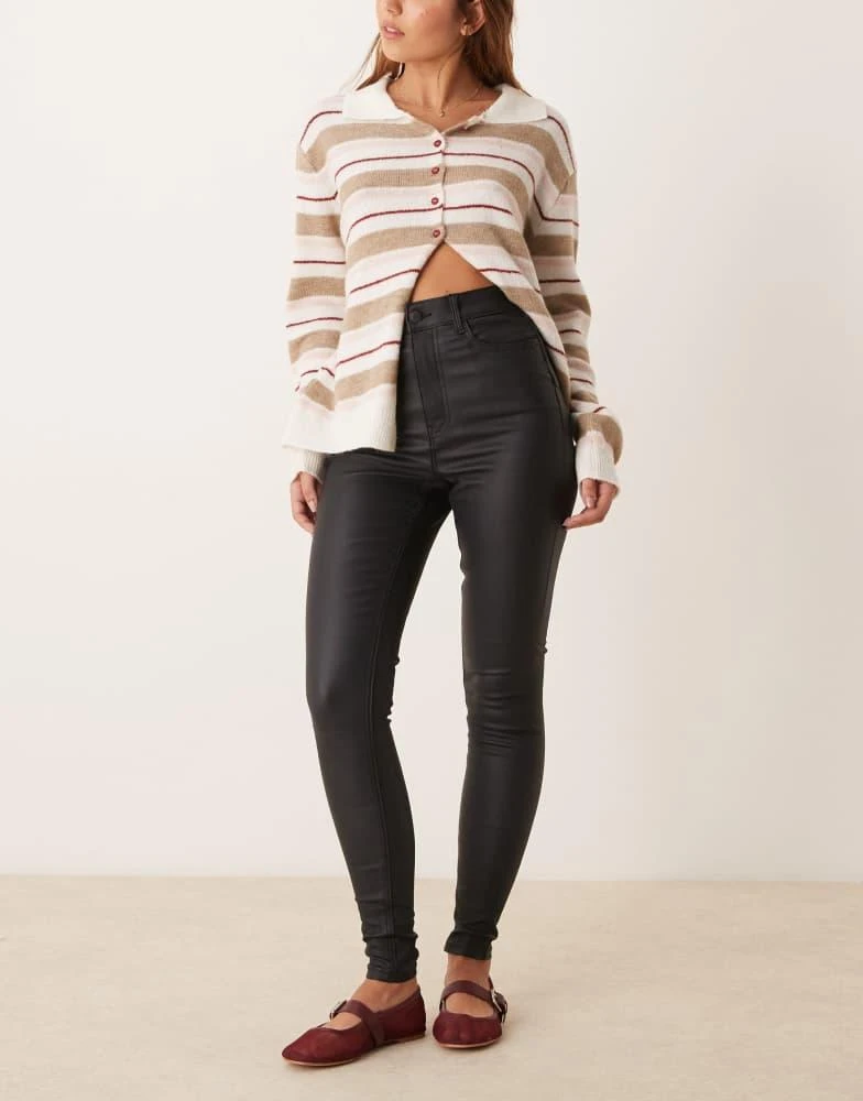 New Look New Look Jenna lift and shape coated skinny jeans in black 1