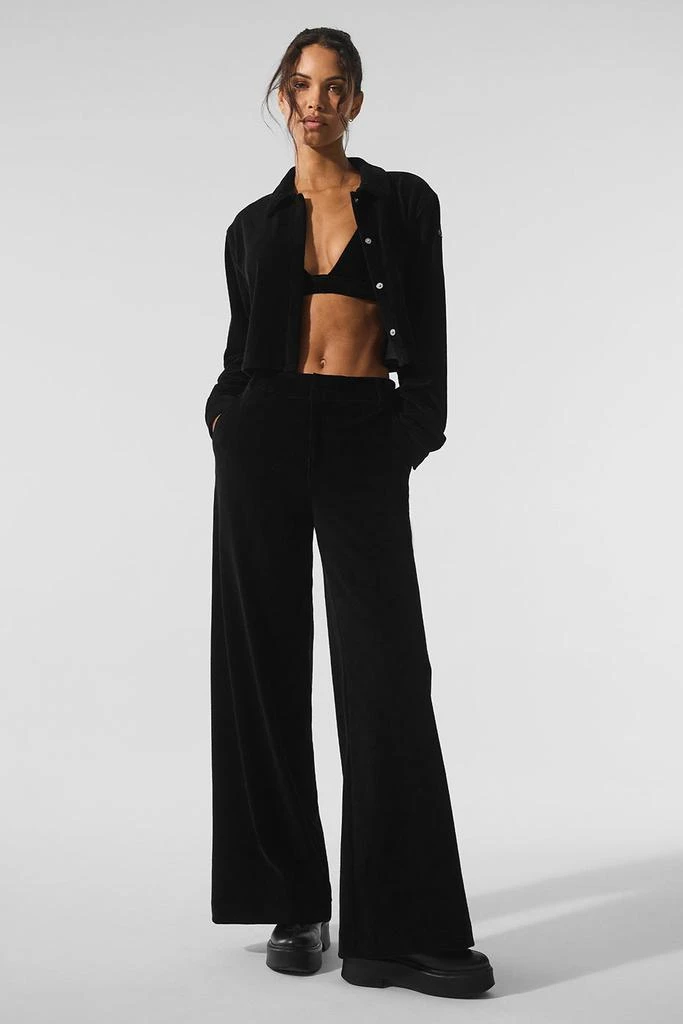 Alo Micro Corduroy Cropped Dreamer Button Down - Black 4
