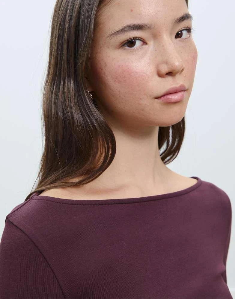 Stradivarius Stradivarius Long sleeve t-shirt with gathering in purple 2