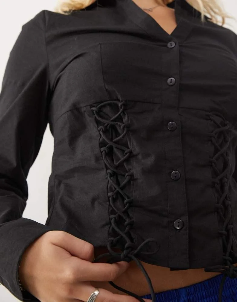 COLLUSION COLLUSION fitted corset shirt with long sleeve in black 3