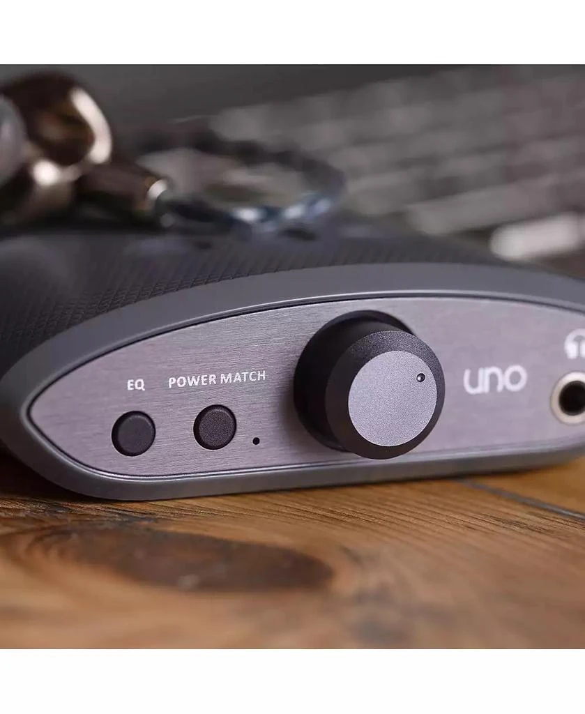 iFi Audio Uno USB DAC and Headphone Amp 2