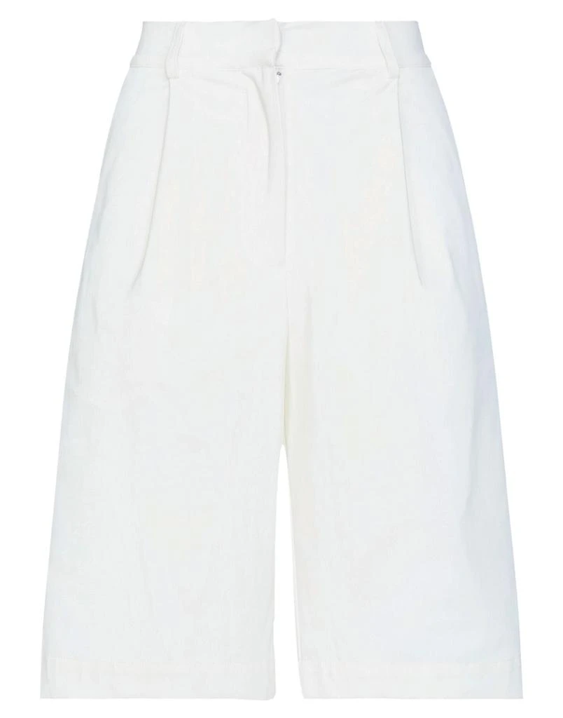 Esse Studios Shorts & Bermuda 1