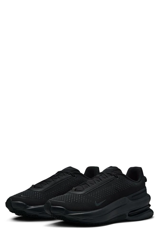 NIKE Air Zoom Upturn SC Sneaker 1
