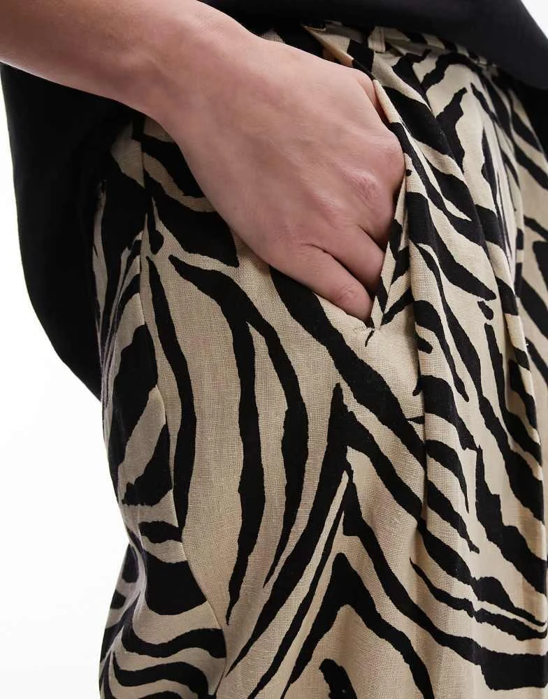 Topshop Topshop zebra printed wide leg linen trouser in monochrome 5