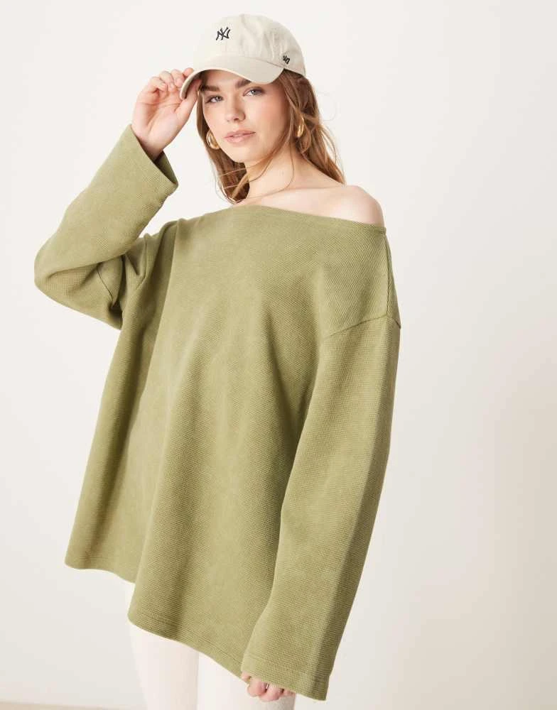 ASOS ASOS DESIGN off shoulder long sleeve waffle t-shirt in washed green 1