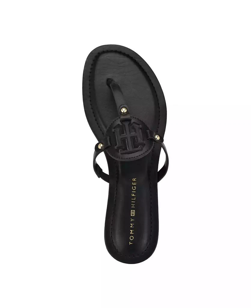 Tommy Hilfiger Litzy Logo Flat T-Strap Flat Sandals 4