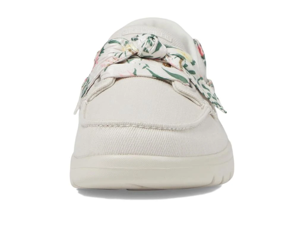 SKECHERS Performance On-The-Go Flex-Seaside Daisy 6