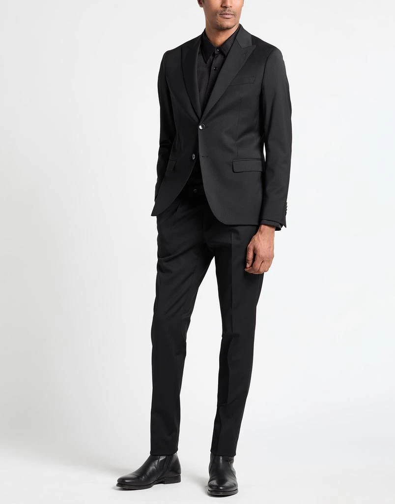 MANUEL RITZ Suits 2