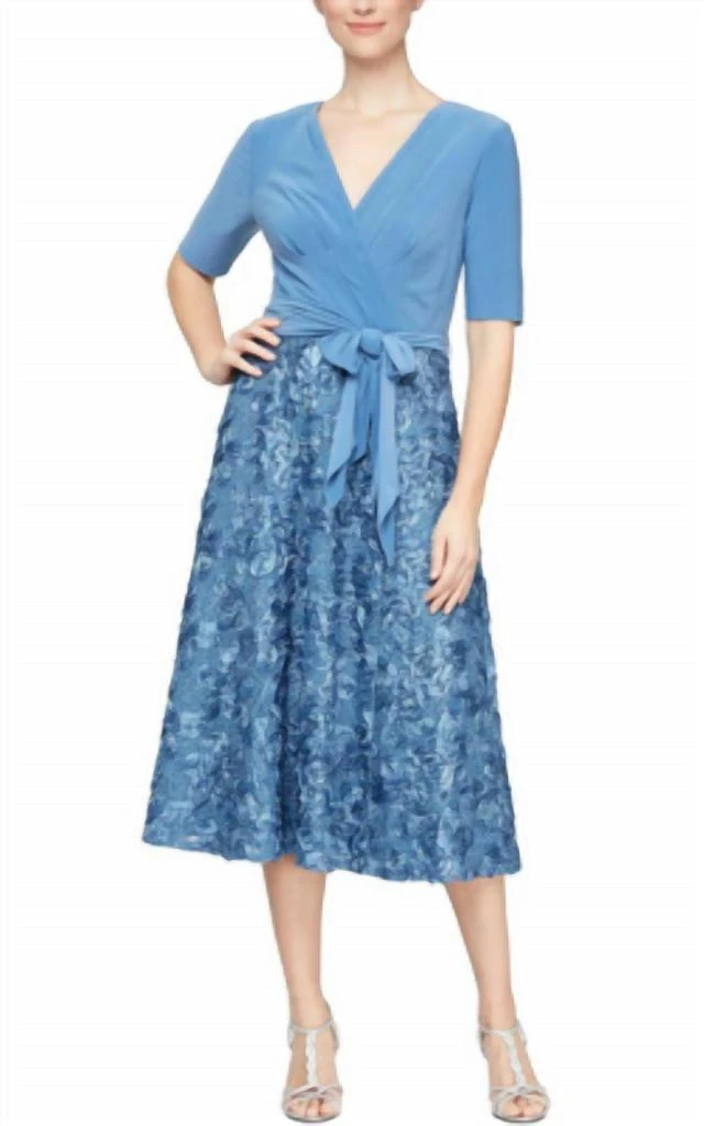 alex evenings jacquard tea length jacket dress Amazon.com: Alex Evenings Women's Tea Length Jacket Dress, Perfect for Weddings, Formal Events (Petite and Regular Sizes), Dusty Blue, 4 : Clothing, Shoes & Jewelry