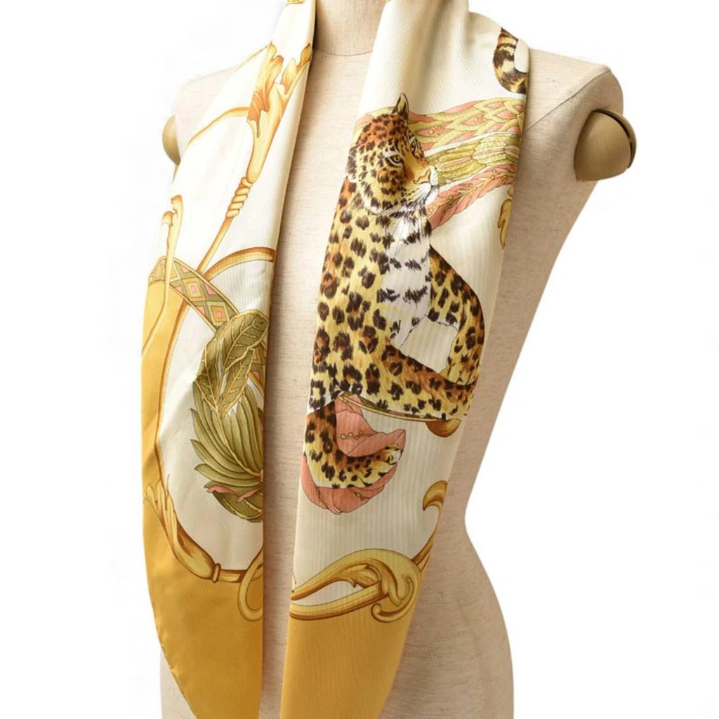 Salvatore Ferragamo Scarf (Pre-Owned) 5