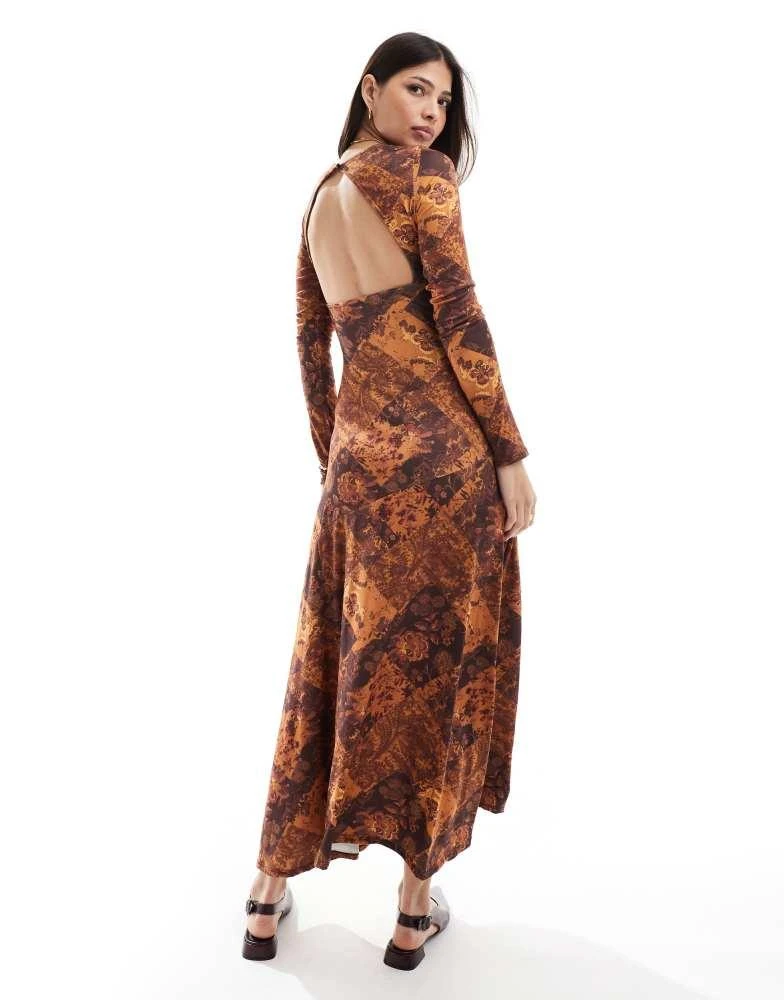 ASOS ASOS DESIGN long sleeve open back seam detail maxi dress in print 4