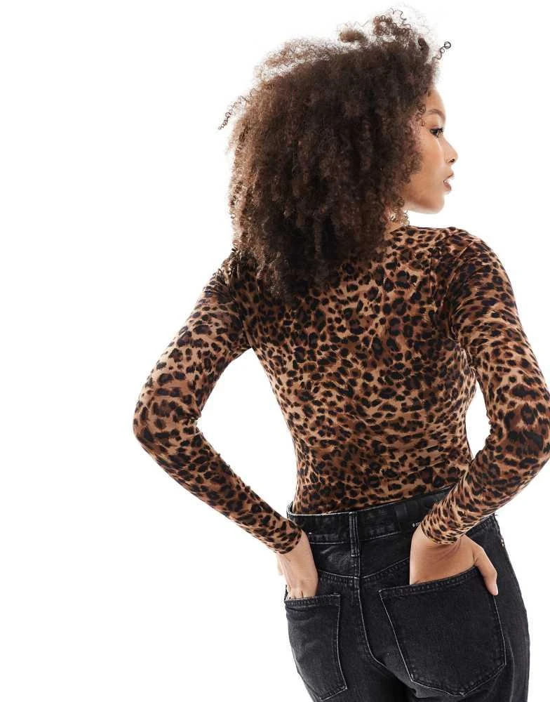 Miss Selfridge Miss Selfridge long sleeve square neck bodysuit in leopard print 3