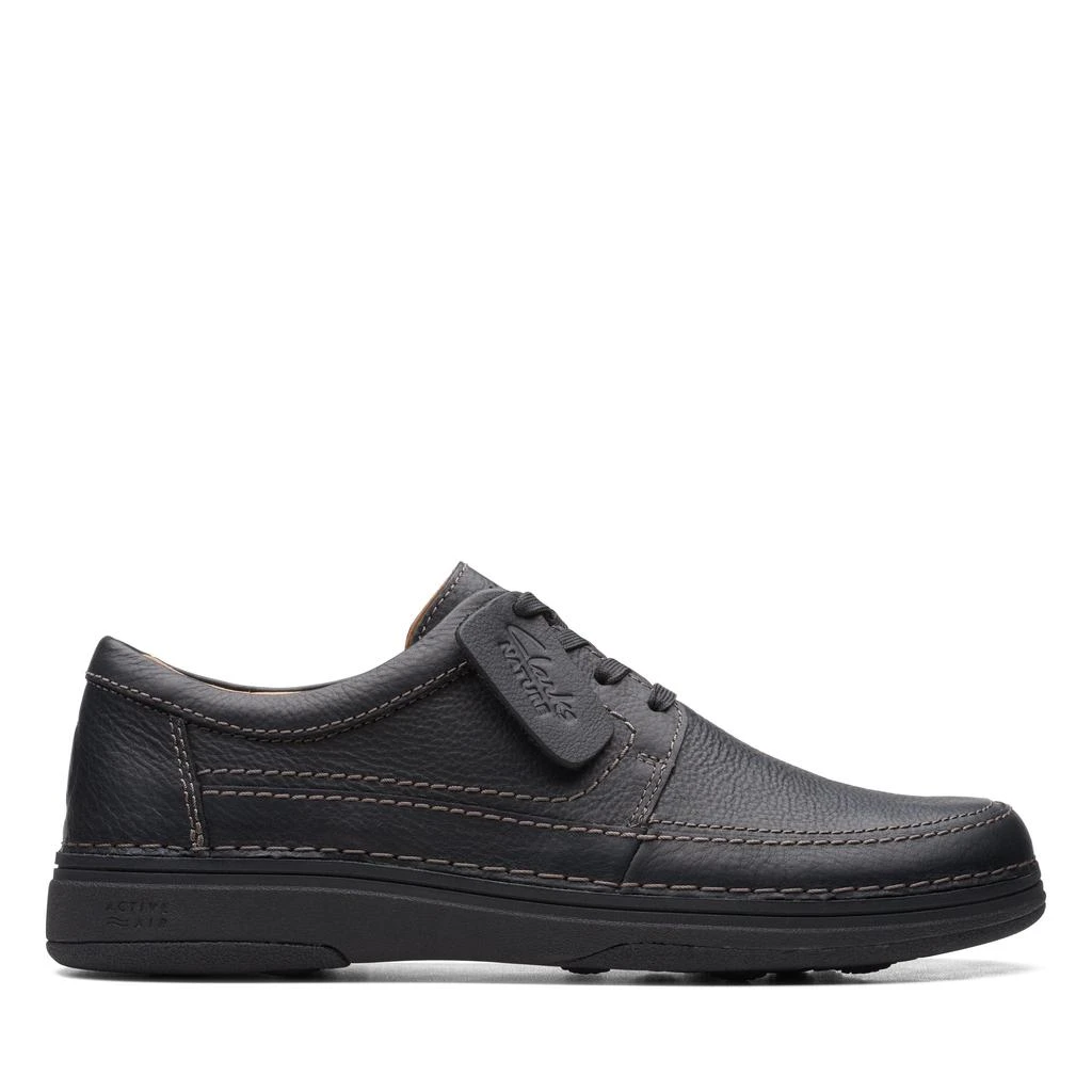 Clarks Nature 5 Lo in Black Leather