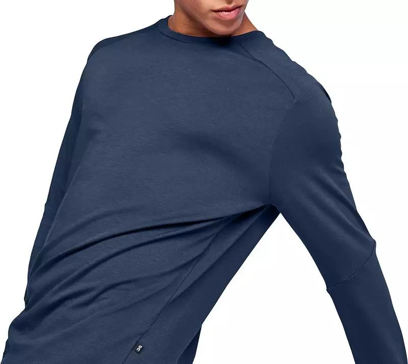 On On Men's Focus Long-T 4