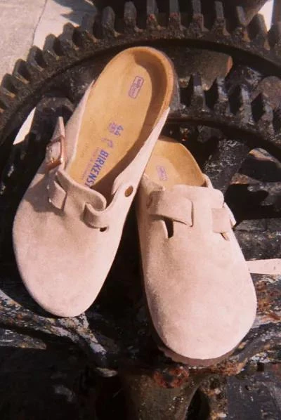 Birkenstock Birkenstock Women's Boston Suede Clog 1