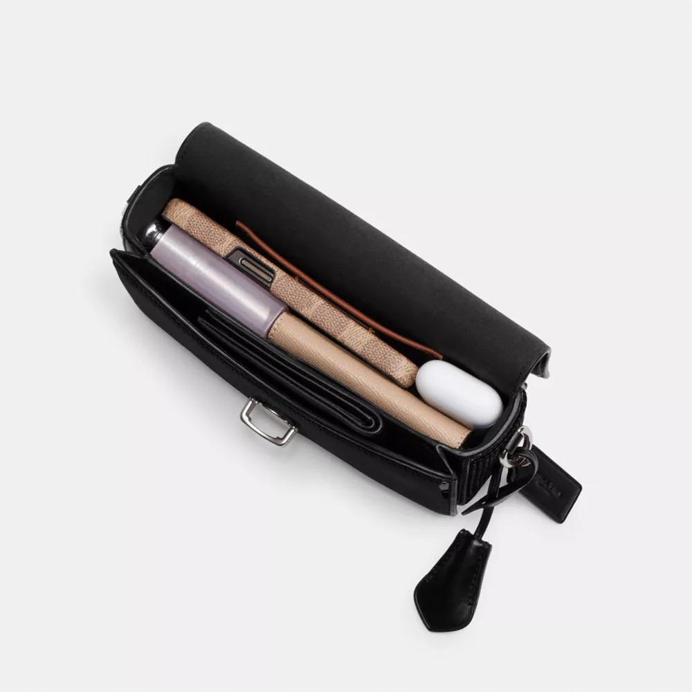 ★COACH★韓流アイドル愛着品★Studio Baguette Bag★バッグ COACH Studio Baguette Bag | Saks Fifth Avenue