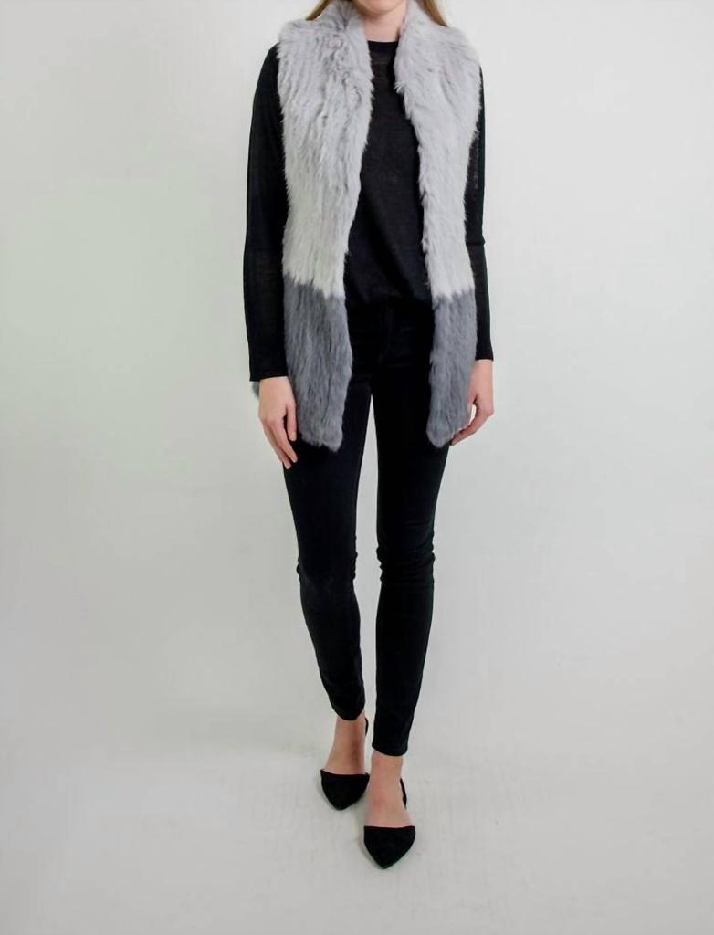 LOVE TOKEN Elyse Genuine Rabbit Fur Vest In Grey charcoal Women s Coats Free Shipping BeyondStyle