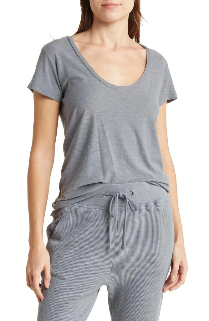 James Perse Deep V-Neck T-Shirt 1