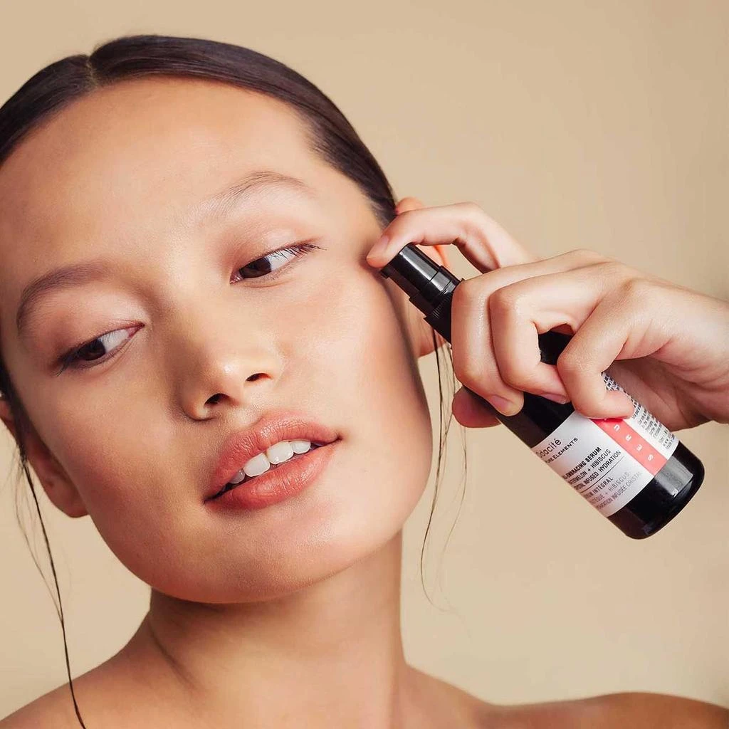 Odacite All-Embracing Serum 5