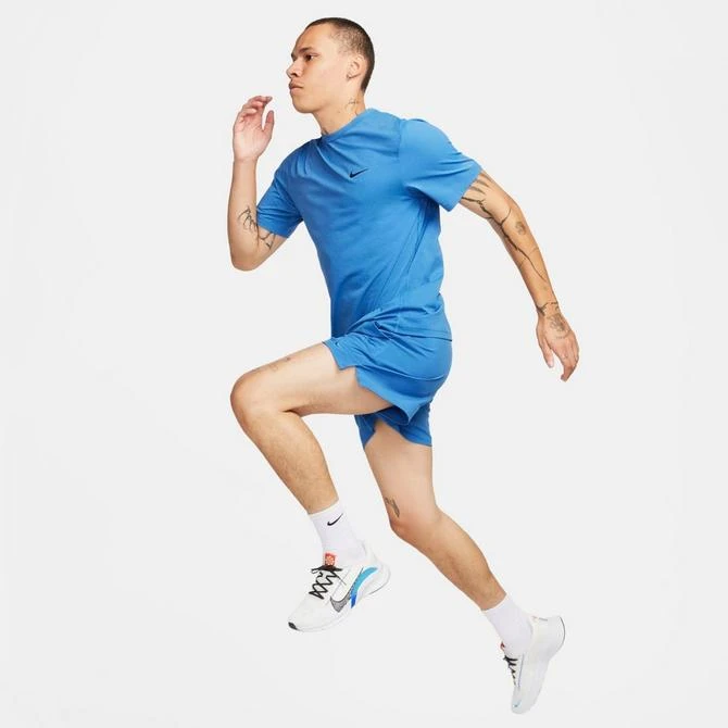 NIKE Men's Nike Unlimited Dri-FIT 5&quot; Unlined Versatile Shorts 2