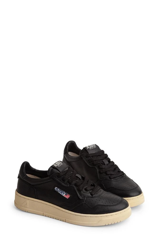 Autry Medalist Low Sneaker 4