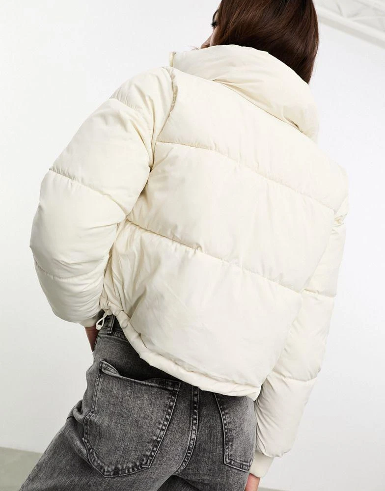 Hollister Hollister cropped puffer jacket in cream 2