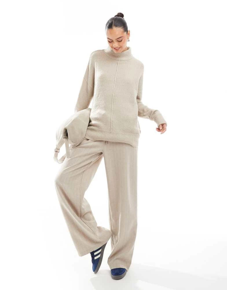 Brave Soul Brave Soul fluffy knit jumper in beige 3