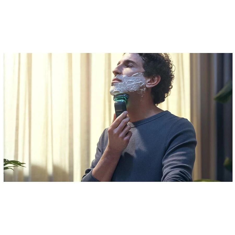 Philips Shaver 9500 Rechargeable Wet & Dry Electric Shaver (S9985/84) 8