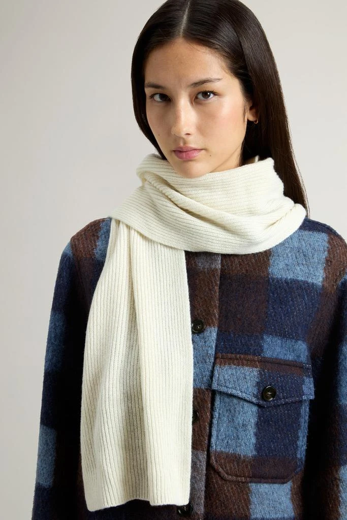 WOOLRICH Ribbed Scarf in Pure Cashmere - Women - Brown 4