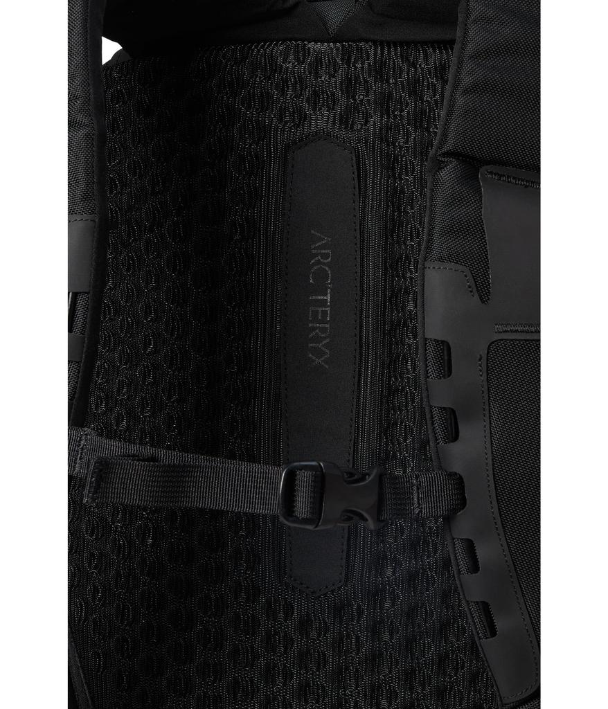 Arc'teryx Arro 16 Backpack