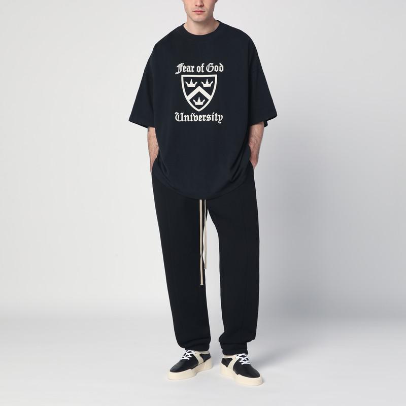 関税送料込♪Fear of God ESSENTIALS/University T-Shirt Fear of God Essentials Black University Crew Neck T-Shirt
