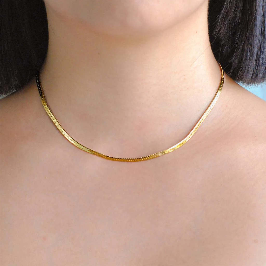 ASTRID & MIYU Snake Chain Gold-Plated Necklace 2